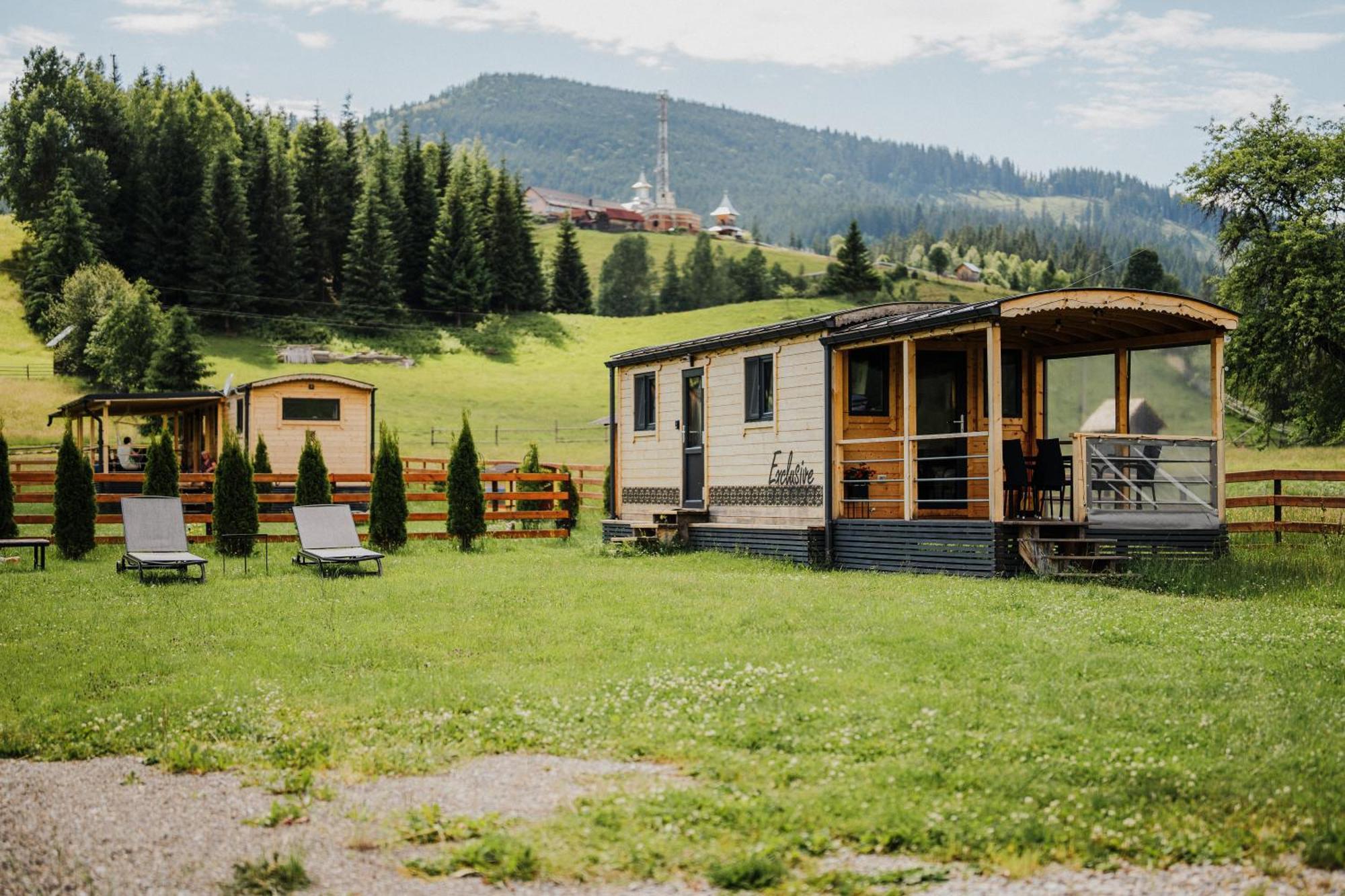 La Casuta Din Ciocanesti Exclusive Exterior photo